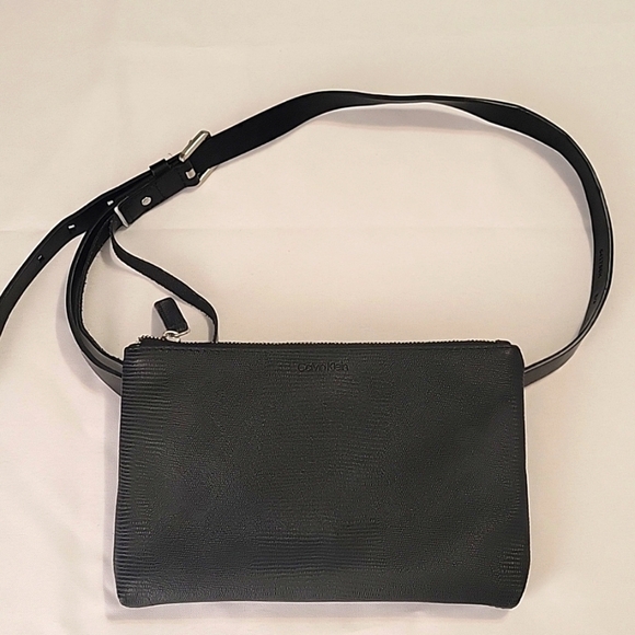 Calvin Klein black waistpack - Picture 1 of 5